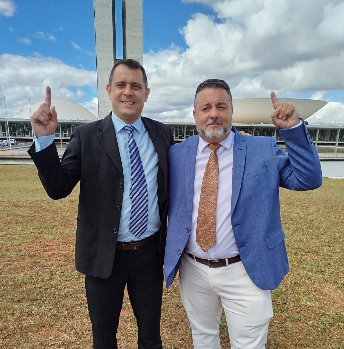 RAFAEL CANECA VAI A BRASÍLIA, CAPITAR RECURSOS PARA O MUNICÍPIO DE ROSEIRA